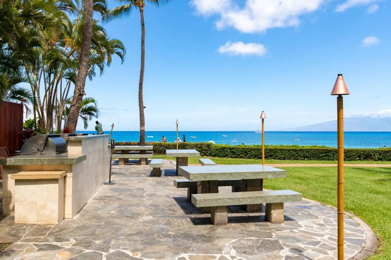 The Whaler Resort Lahaina 3*,
